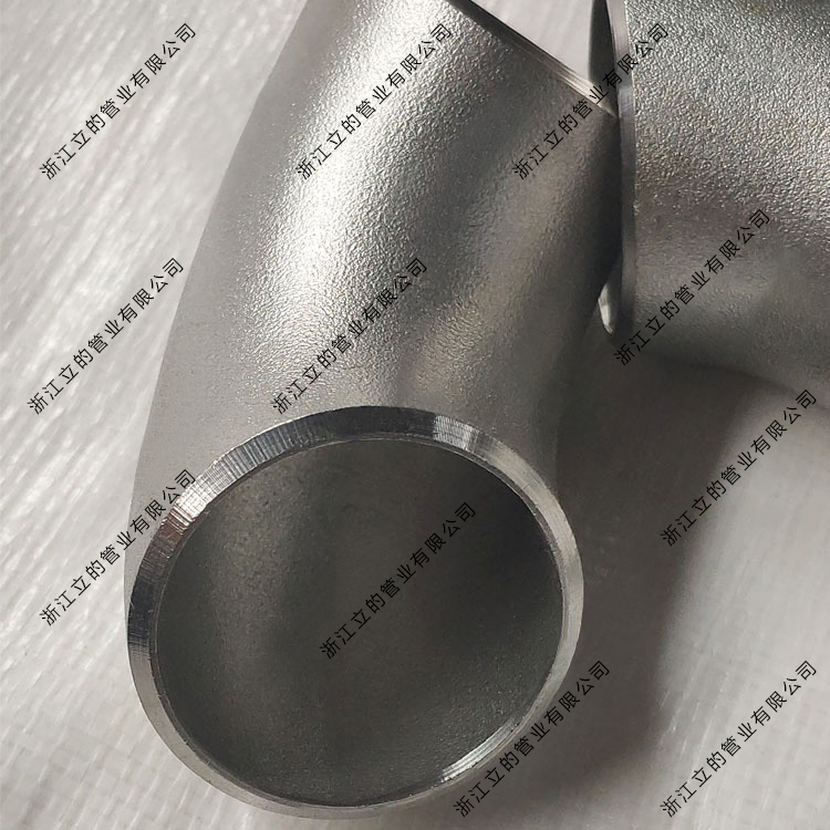 不锈钢冲压弯头浇铸工艺的保护方法详情图片